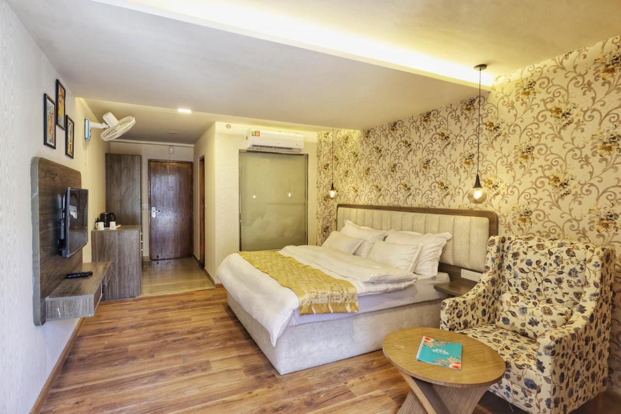 Hotel Royal Castle Kasol Exterior foto